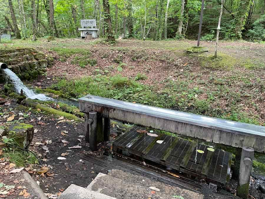 来運の水くみ場