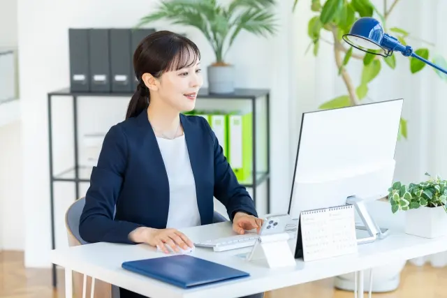 職場の女性